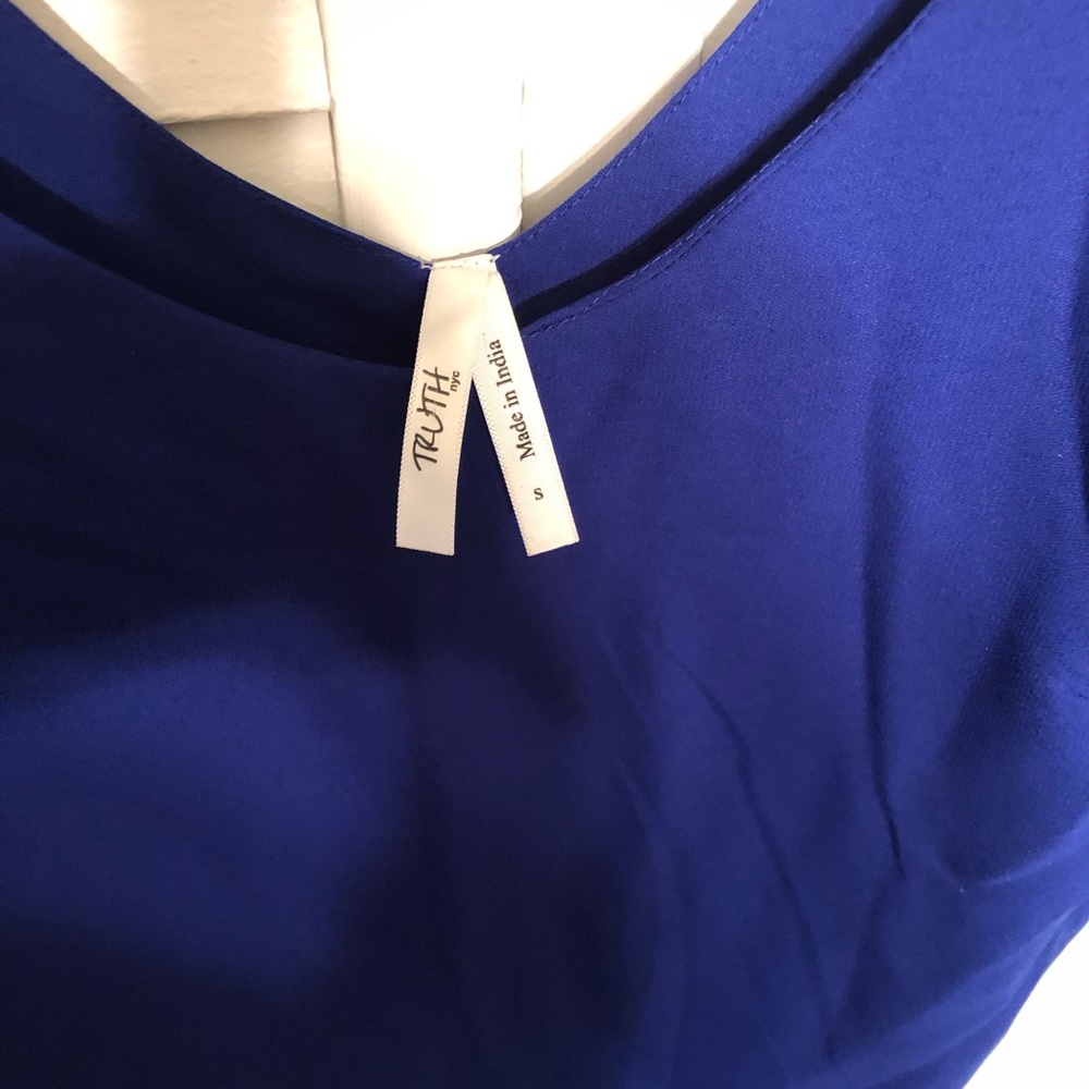 Top - Picture 4 of 4